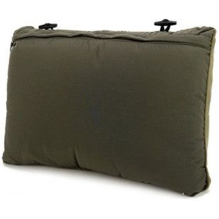 Carp Pro párna, 50x35x15cm 2