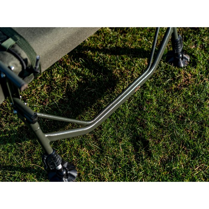 Pat Carp Spirit Magnum Air-Line Bed XL, 8 Picioare, 220x105x37cm 9